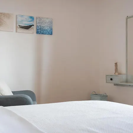 בית נופש The Sea House