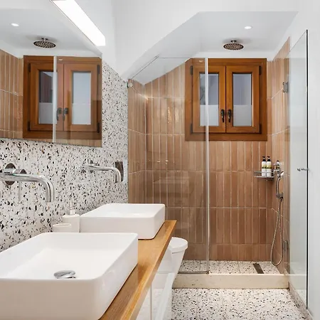 The Sea House בית נופש *